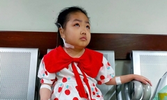 Ước mơ dang dở của bé gái mắc bệnh hiểm nghèo đang thoi thóp chờ ghép tuỷ