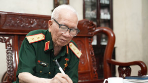 Cuộc đời binh nghiệp hào hùng của Trung tướng Khuất Duy Tiến