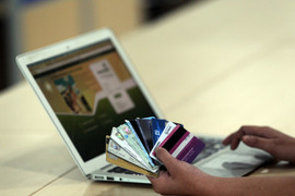 Đăng ký tuyển dụng trên Facebook, cô gái ở Hà Nội bị lừa 2 tỷ đồng