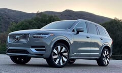Loạt xe SUV hạng sang giá 3-5 tỷ đồng