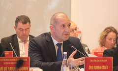 Tổng thống Bulgaria thăm nhà máy VinFast Hải Phòng