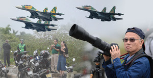 Chờ đợi 8 tiếng để tận mắt xem tiêm kích Su-30MK2 bay trên bầu trời Hà Nội