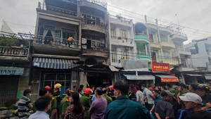 Hiện trường nhà 3 tầng cháy tan hoang khiến 4 người chết ở Nha Trang