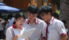 Nâng điểm học bạ cho học sinh đang được 'bình thường hóa'?