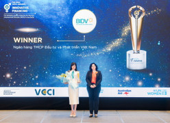 Ngân hàng Việt Nam đầu tiên nhận giải thưởng 'Đầu tư sáng tạo bình đẳng giới'