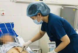 Từng 'quan hệ ngoài luồng', 10 năm sau phát hiện nhiễm HIV