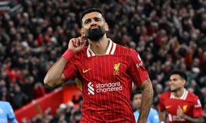 Thua Liverpool, Man City chìm sâu khủng hoảng