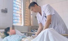 Nguy kịch vì thụt rửa đại tràng theo hướng dẫn trên mạng xã hội