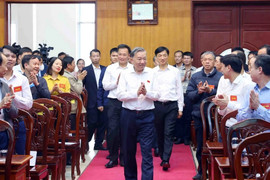 Tổng Bí thư Tô Lâm tiếp xúc cử tri tại Hưng Yên