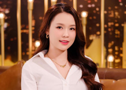 Sam tiết lộ buổi hẹn hò đầu tiên với chồng Hàn Quốc có người phiên dịch đi cùng