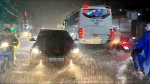 Thời tiết hôm nay 4/12: Trung Bộ, Tây Nguyên, Nam Bộ mưa dông tiếp diễn