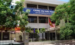 Khởi tố 2 cán bộ Cảng vụ Hàng hải Hải Phòng tội nhận hối lộ