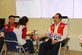 Triển khai chương trình hiến máu tình nguyện - Tuần lễ hồng EVN lần thứ X