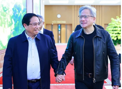 Thủ tướng Phạm Minh Chính tiếp Chủ tịch Tập đoàn NVIDIA