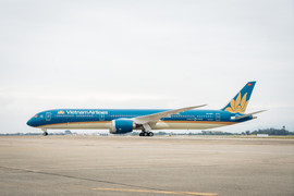 Vietnam Airlines liên tục nhận thêm máy bay mới phục vụ Tết Ất Tỵ 2025