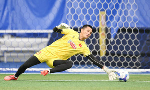 Đình Triệu mất điểm, Nguyễn Filip giành lại vị trí ở tuyển Việt Nam?