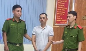  TP.HCM: Bắt khẩn cấp kẻ hành hung cô gái trên đường sau va chạm giao thông