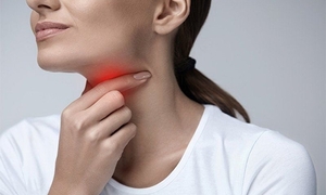 Làm gì để phòng viêm họng lúc giao mùa?