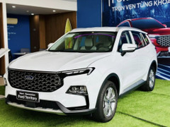 Các dòng SUV cỡ C chạy đua giảm giá dịp cuối năm