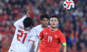 Quang Hải lập công, tuyển Việt Nam vất vả thắng Indonesia