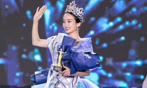 Tân Hoa hậu Sinh viên Việt Nam nhận giải thưởng với tổng giá trị gần 12 tỷ đồng