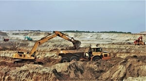 Mỏ sắt nào của Việt Nam lớn nhất Đông Nam Á?