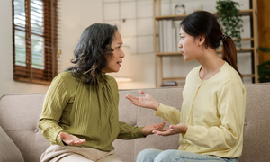 Tiền cưới do tôi trả nhưng mẹ đẻ đòi thu tiền mừng vì nghĩ lấy Tây là giàu có
