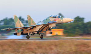 Không quân Việt Nam có bao nhiêu chiếc Su-30MK2 tham gia triển lãm?