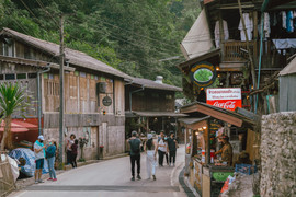 Mae Kampong - ngôi làng trăm tuổi nằm giữa màu xanh đại ngàn 