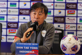 Chuyên gia Indonesia chỉ trích HLV Shin Tae-yong dùng cầu thủ U22 ở AFF Cup