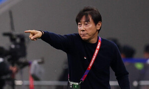 HLV Shin Tae-yong: 'Bảo Indonesia không gặp áp lực là nói dối'