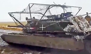 Xe tăng M1 Abrams của Mỹ khó có thể sống sót trước UAV 'cảm tử' của Nga