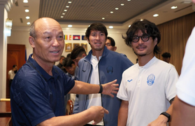 Vỡ mộng gặp Việt Nam ở bán kết AFF Cup, tuyển Campuchia nhận thưởng 'khiêm tốn'