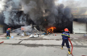 Cháy xưởng sửa chữa ô tô ở Quảng Ninh