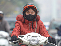 Ô nhiễm không khí vượt báo động đỏ, người Hà Nội khốn khổ vì bụi mịn