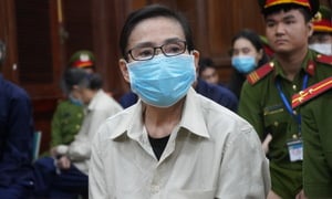 Đàn em của trùm ma tuý Oanh 'Hà' diễn cảnh cãi vã để qua chốt kiểm tra