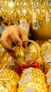 Giá vàng nhẫn mua vào đắt hơn giá vàng miếng