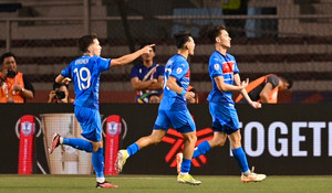 Trực tiếp bóng đá Philippines 2-1 Thái Lan: Bàn thắng lịch sử