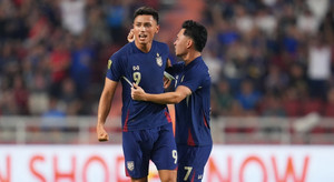 Tranh cãi 'bàn thắng ma' giúp Thái Lan vào chung kết gặp tuyển Việt Nam