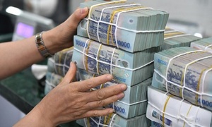 Lần đầu tiên thu ngân sách nhà nước vượt mốc 2 triệu tỷ đồng