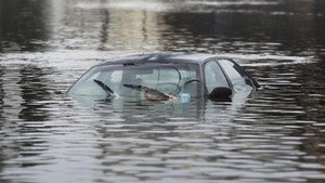 Cách nhận biết ô tô từng bị ngập nước