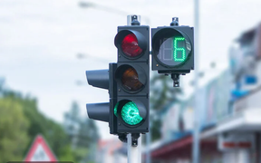 Thủ tướng yêu cầu sớm khắc phục hệ thống đèn tín hiệu giao thông bất hợp lý