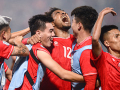 Xem lại từng khoảnh khắc Xuân Son phá tan hàng thủ Thái Lan