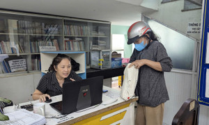 Ngày đầu các phường mới sáp nhập ở TP.HCM: 'Vào việc ngay để phục vụ người dân'