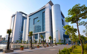 Đại học Kinh tế quốc dân bỏ 5 tổ hợp xét tuyển từ 2025