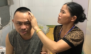 Mắc 2 bệnh ung thư, người đàn ông nhiều lần xin về nhà chờ chết vì không có tiền