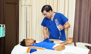 Chấn thương của Nguyễn Xuân Son nghiêm trọng hơn ghi nhận ban đầu