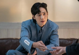 Sao Hàn 9/1: Sao 'The Glory' bật khóc khi thanh minh chuyện đăng ảnh nhạy cảm