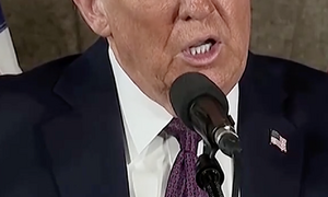Ông Trump muốn kiểm soát Greenland, kênh Panama không loại trừ sử dụng vũ lực