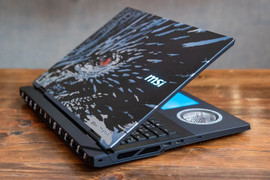 Laptop cao cấp với họa tiết rồng vẽ tay, giá gần 130 triệu đồng tại CES 2025